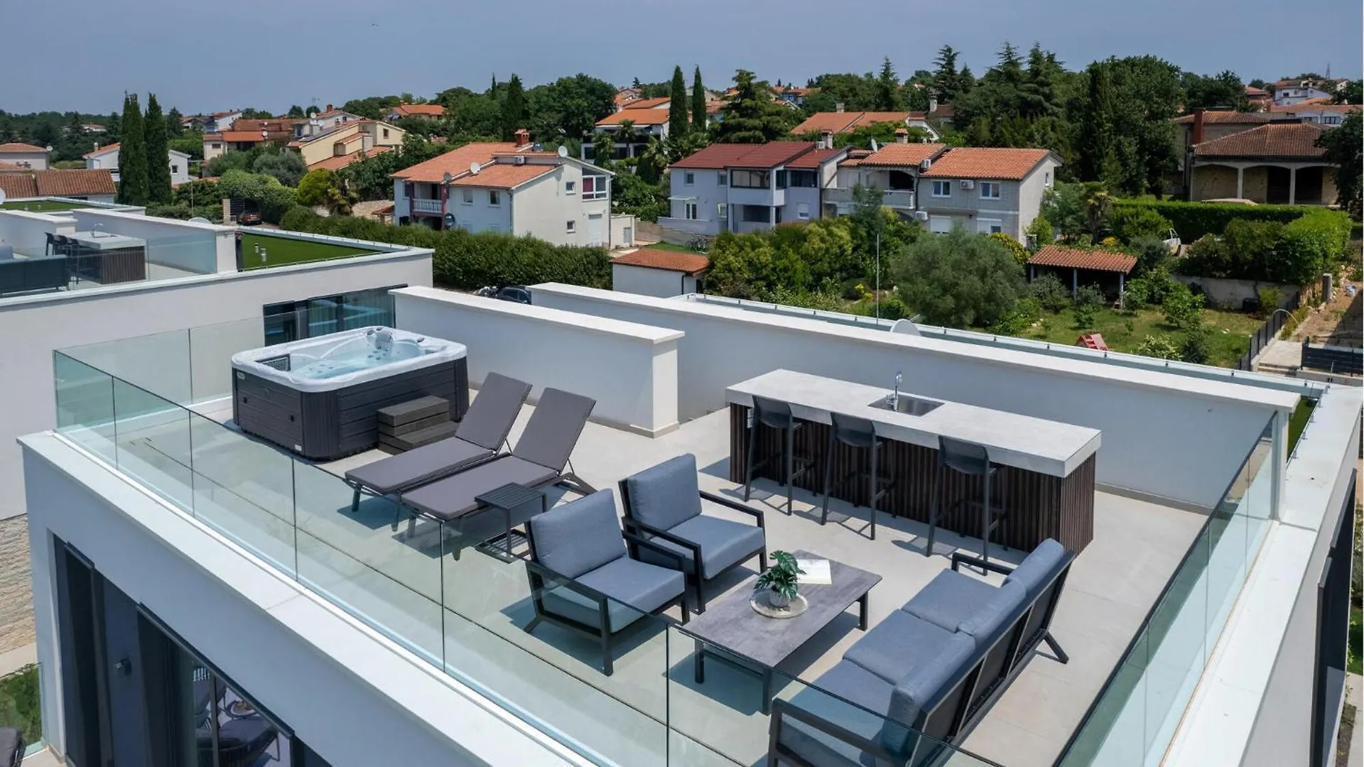 Lovely Home In Porec With Sauna Feriehus